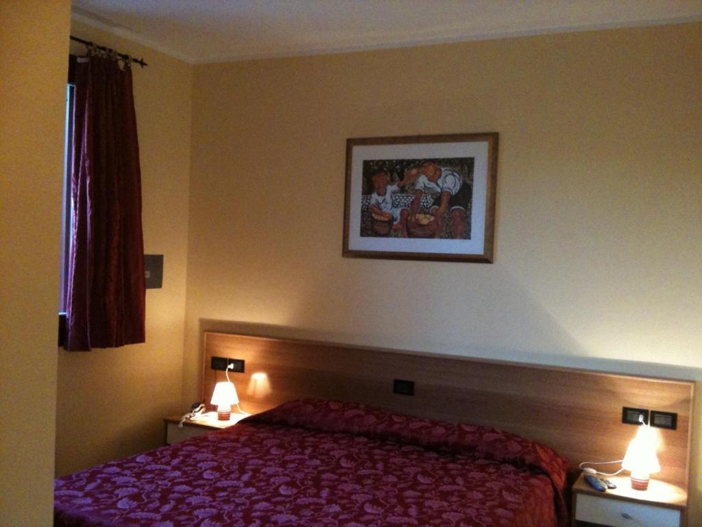Hotel Le Corti Pitstop Феррара Номер фото