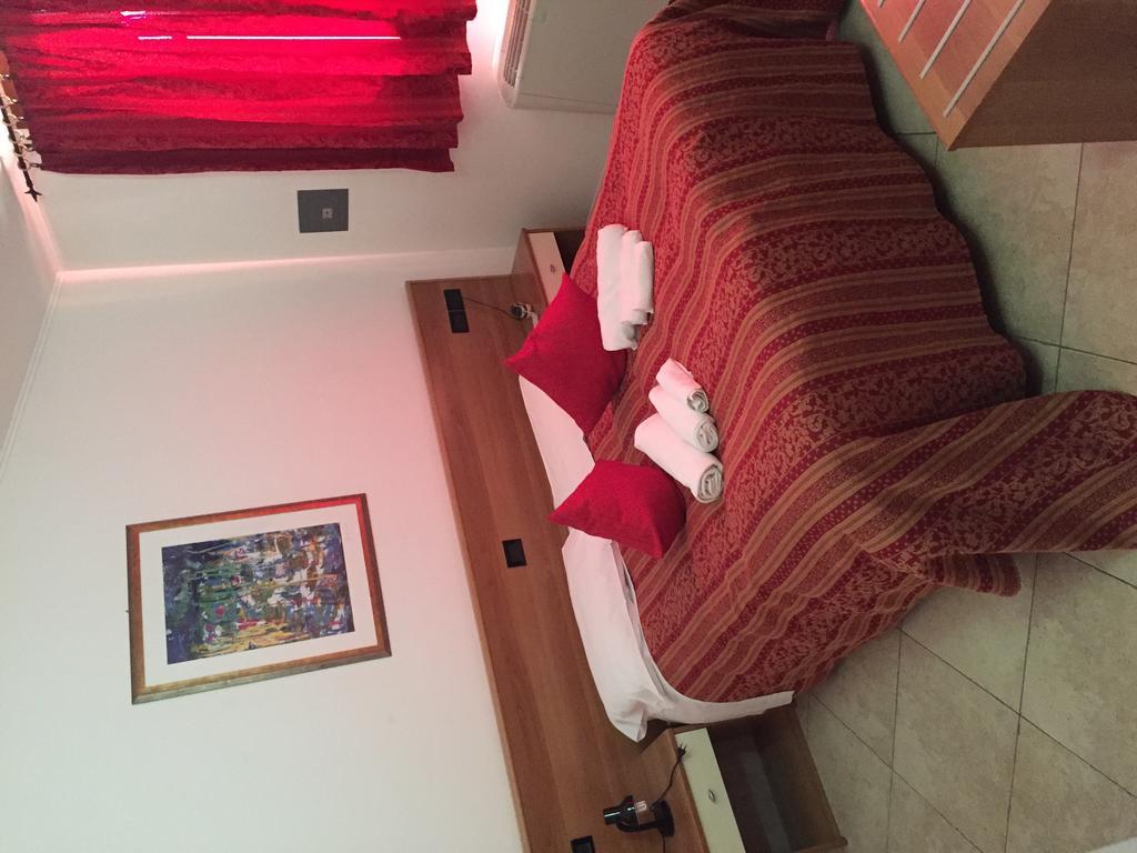 Hotel Le Corti Pitstop Феррара Екстер'єр фото